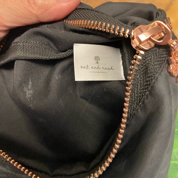 Oak and Reed Black Fanny Pack with Rose Gold zipper - Picture 2 of 8